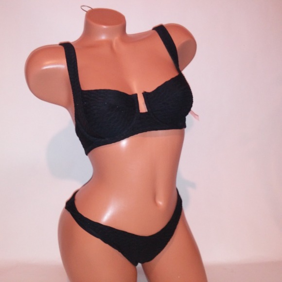 Victoria Secret Swim Bikini 32D Top XS Bottom Black Solid Textured Brazilian New - Picture 1 of 10